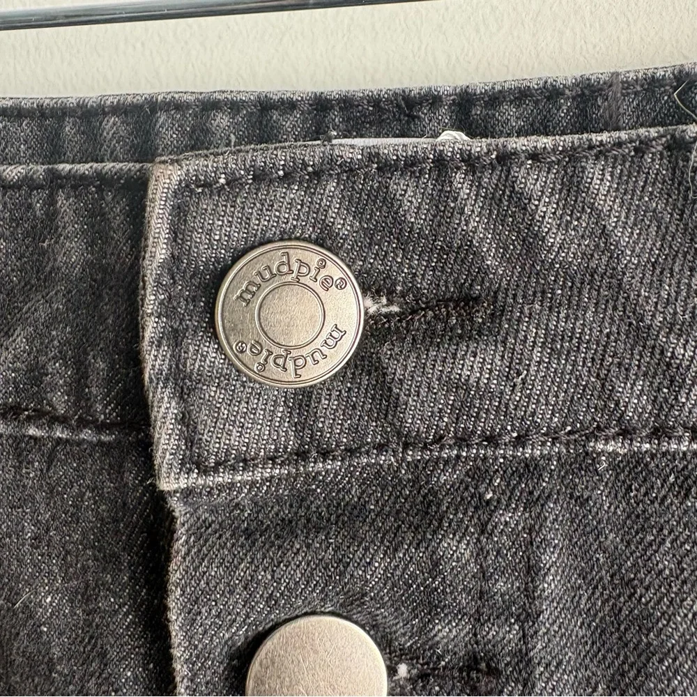 Mud Pie Black Denim Button‎ Front Mini Skirt Raw Hem Size Large